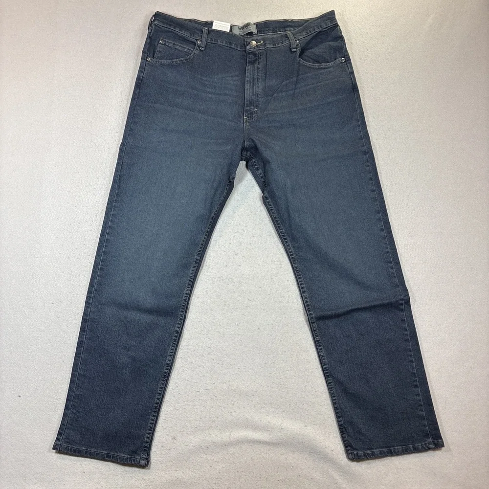 Wrangler‎ Authentics Jeans Mens 38x32 Blue Straight Leg Denim 10ZM200MB NWT